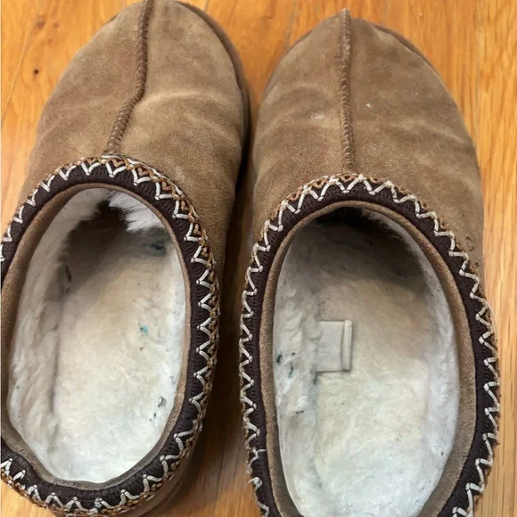 Ugg Tasman Slippers - Picture 2 of 5